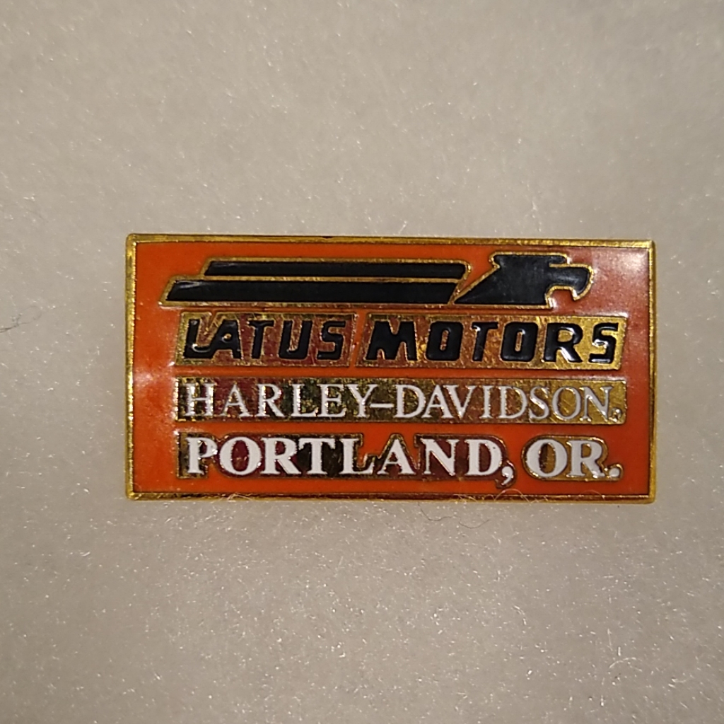 Vintage Latus Motors Harley-Davidson Pin 22$